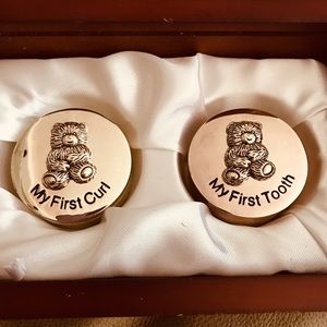 Silver keepsake baby containers for memories!